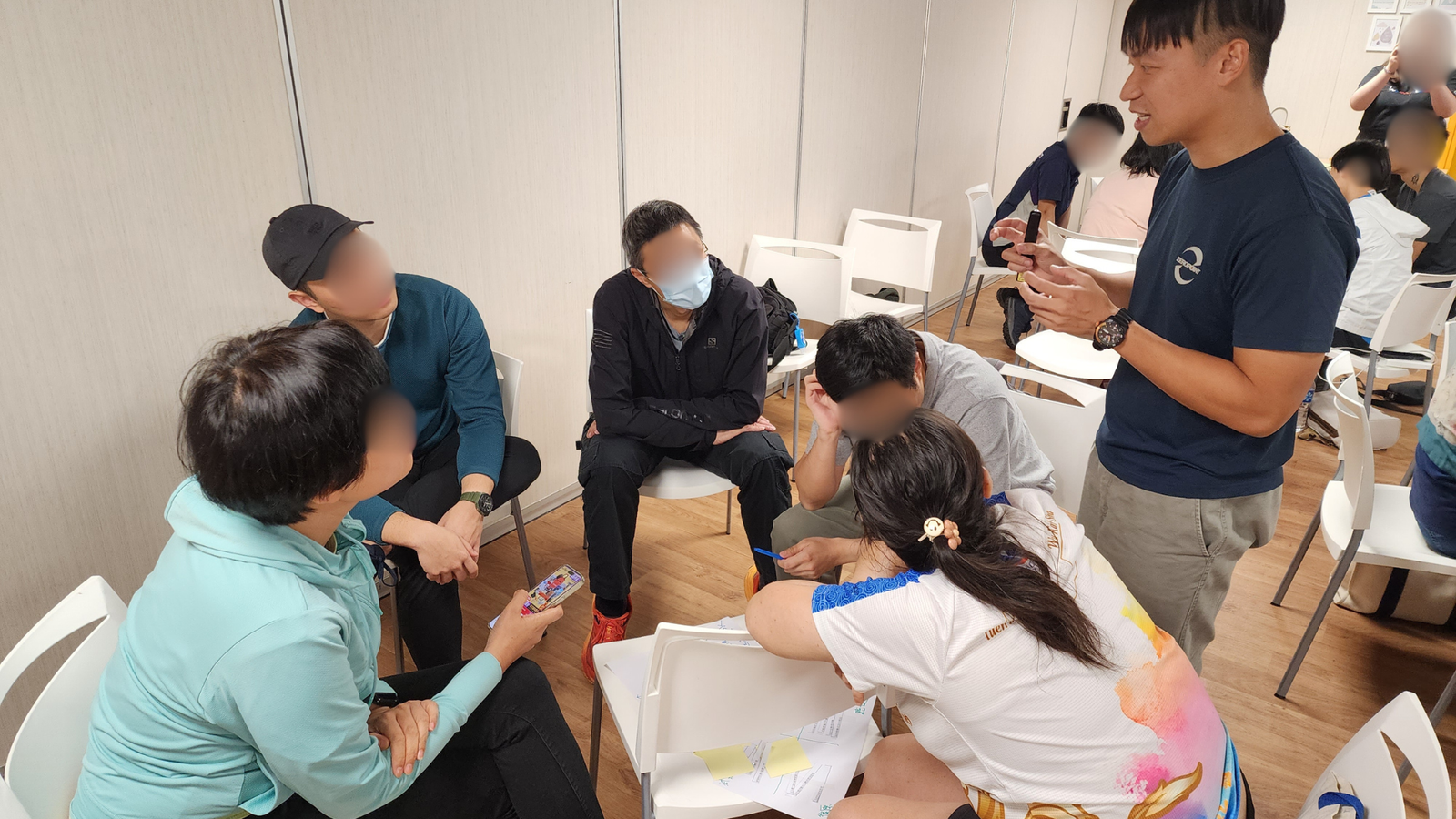 導師帶領學員分析香港常見災害情境